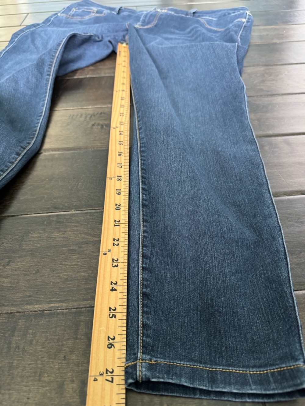 ❤️3/$30 Torrid Jeans Women’s 20R DarkWash High Rise Skinny Jegging Triple Button - Picture 8 of 11